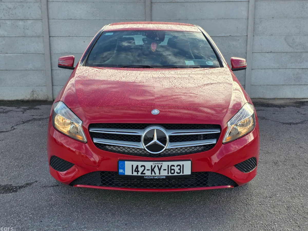 Mercedes-Benz A-Class Hatchback, Petrol, 2014, Red