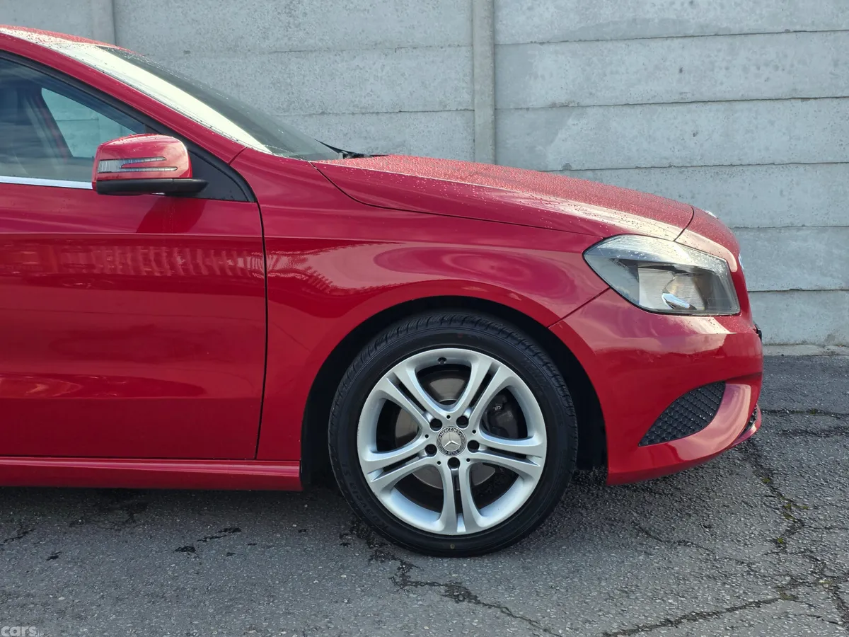 Mercedes-Benz A-Class Hatchback, Petrol, 2014, Red