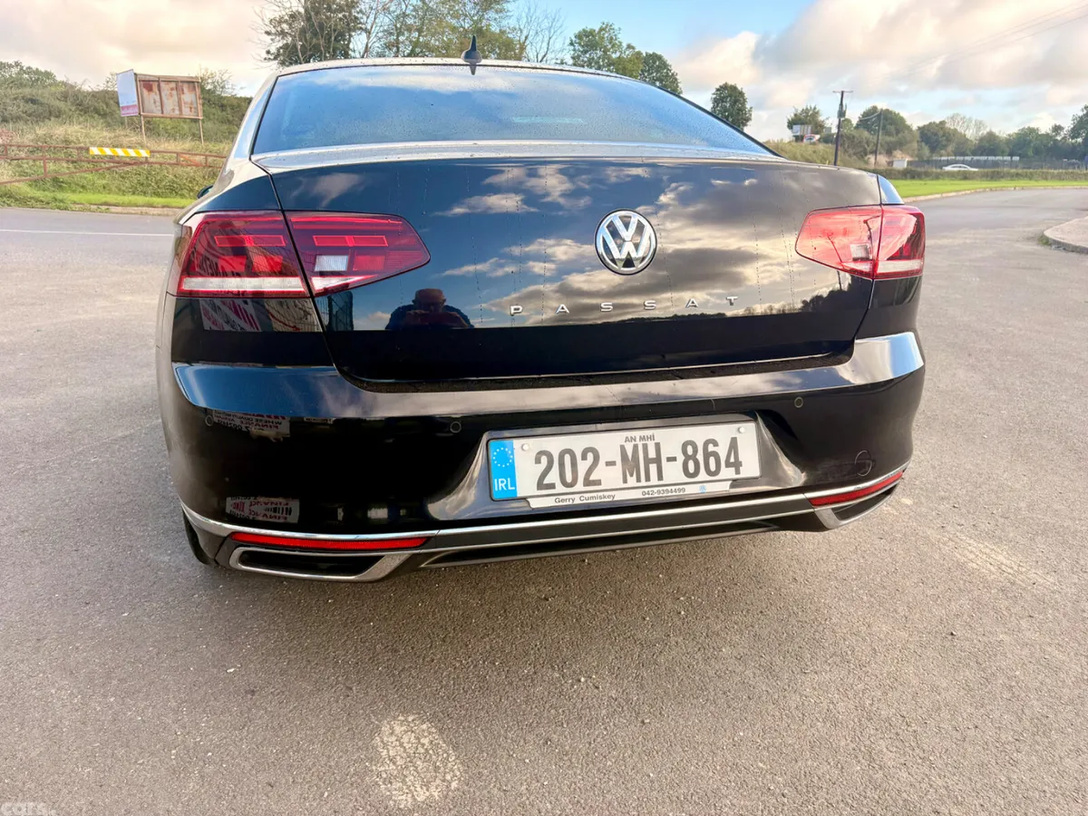 Volkswagen Passat Saloon, Diesel, 2020, Black