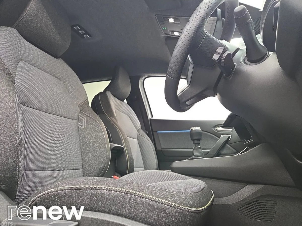 Renault Symbioz Hatchback, Petrol, 2026, White