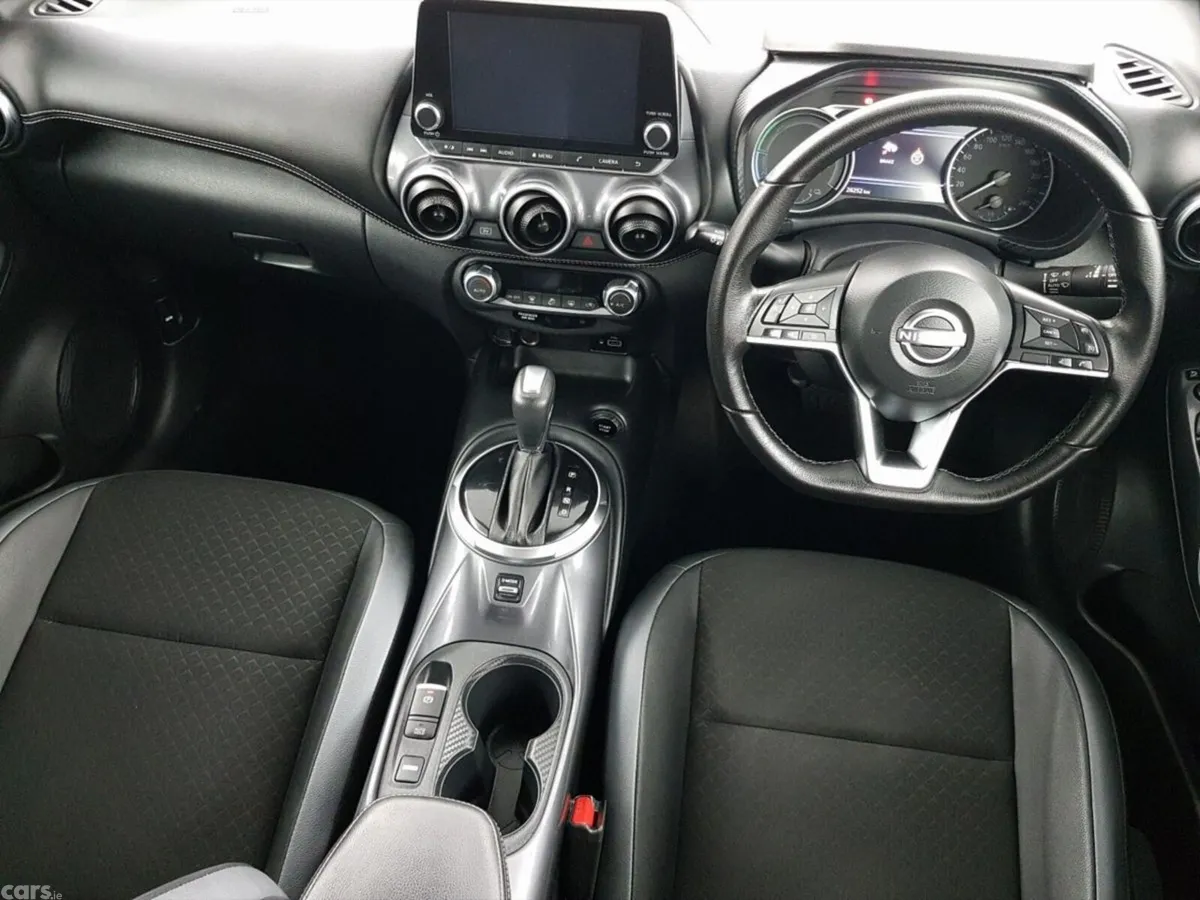 Nissan Juke SUV, Petrol Hybrid, 2024, Grey