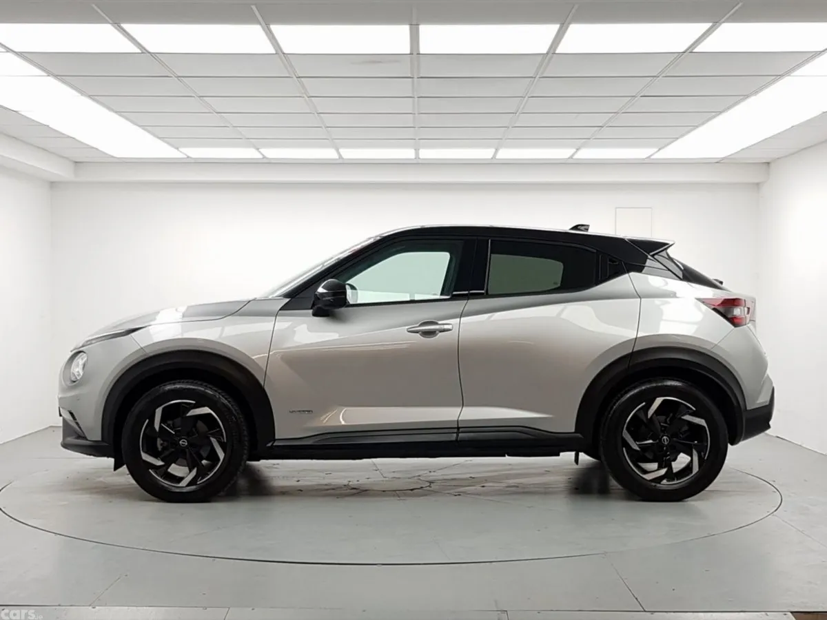 Nissan Juke SUV, Petrol Hybrid, 2024, Grey