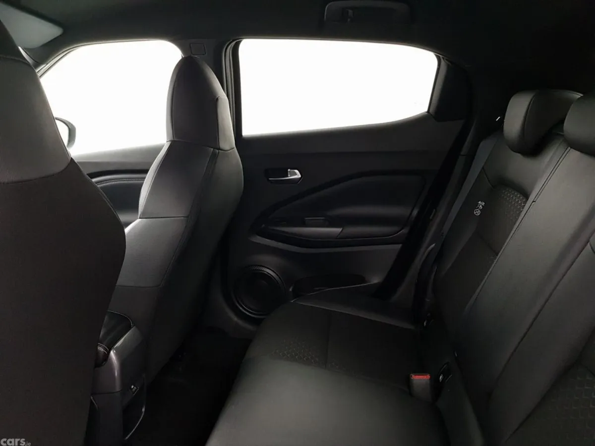 Nissan Juke SUV, Petrol Hybrid, 2024, Grey