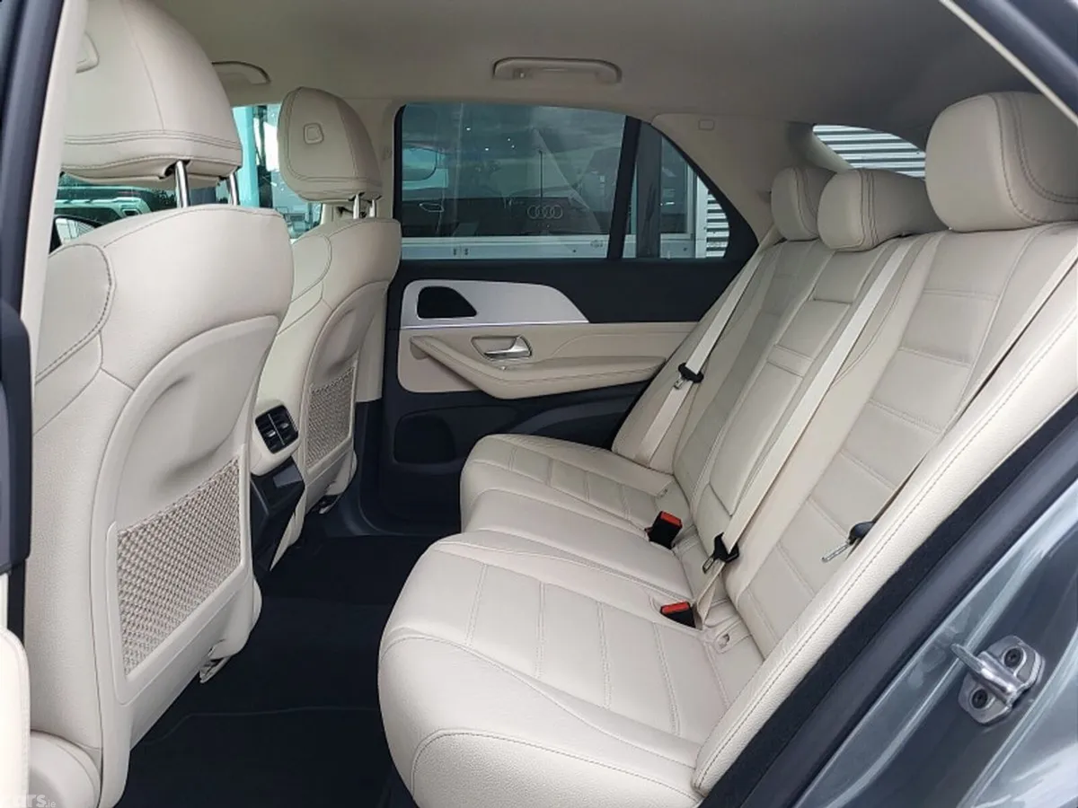 Mercedes-Benz GLE SUV, Diesel Plug-in Hybrid, 2027, Grey