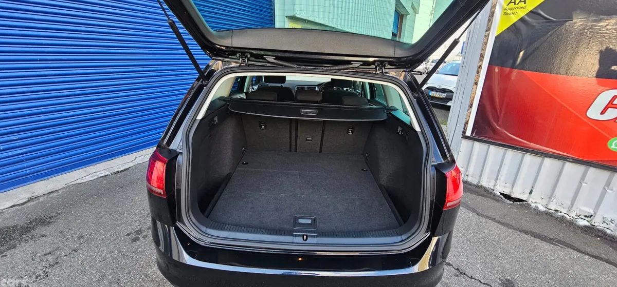Volkswagen Golf Estate, Petrol, 2015, Black