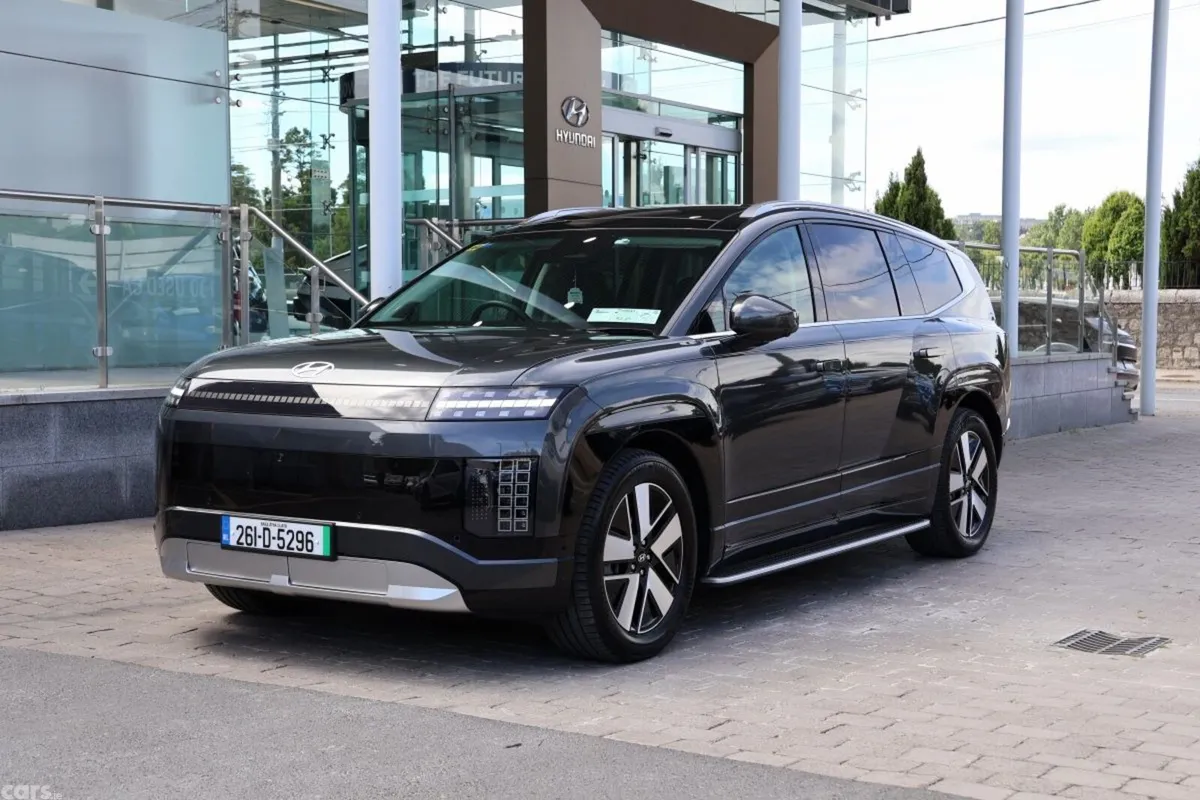Hyundai IONIQ 9 MPV, Electric, 2026, Grey