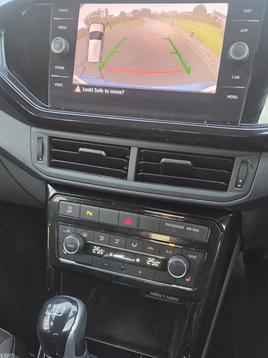 Volkswagen T-Cross Estate/Jeep, Diesel, 2020, Blue