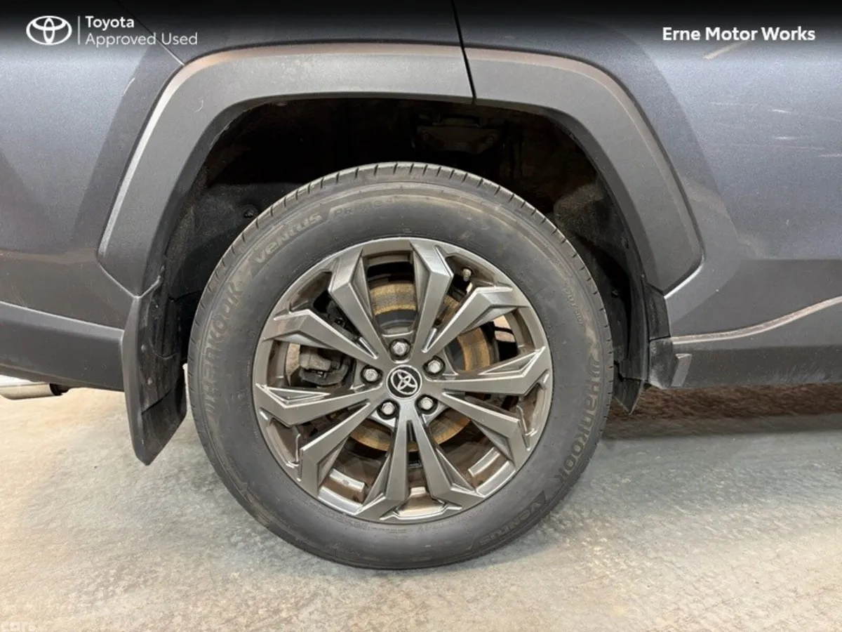 Toyota RAV4 SUV, Petrol Hybrid, 2022, Grey