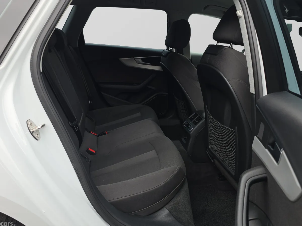 Audi A4 Estate, Petrol, 2020, White