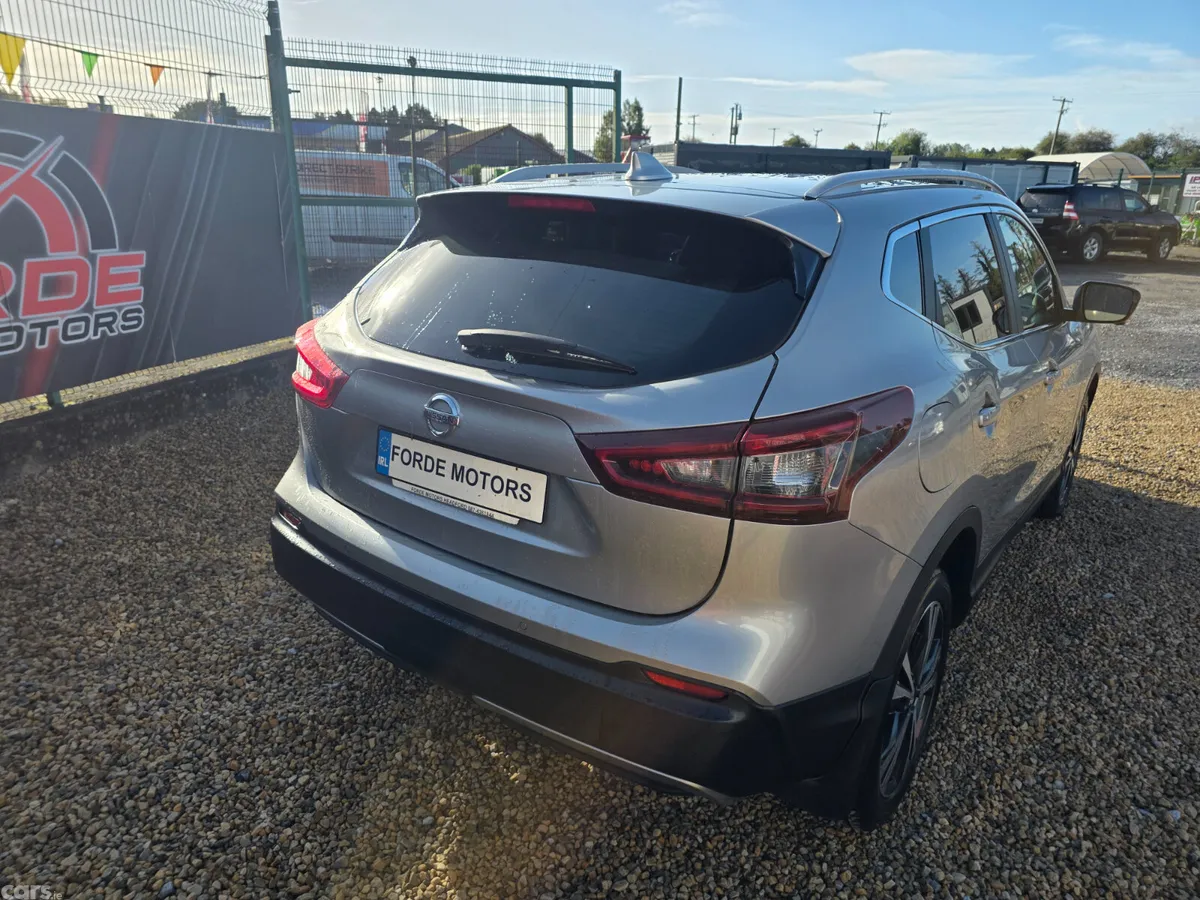 Nissan Qashqai MPV, Diesel, 2020, Grey