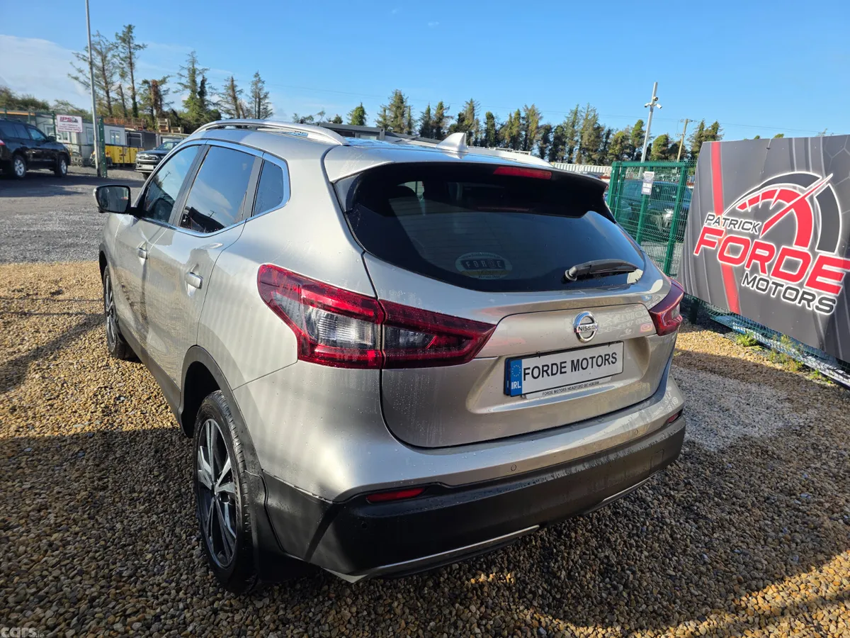 Nissan Qashqai MPV, Diesel, 2020, Grey