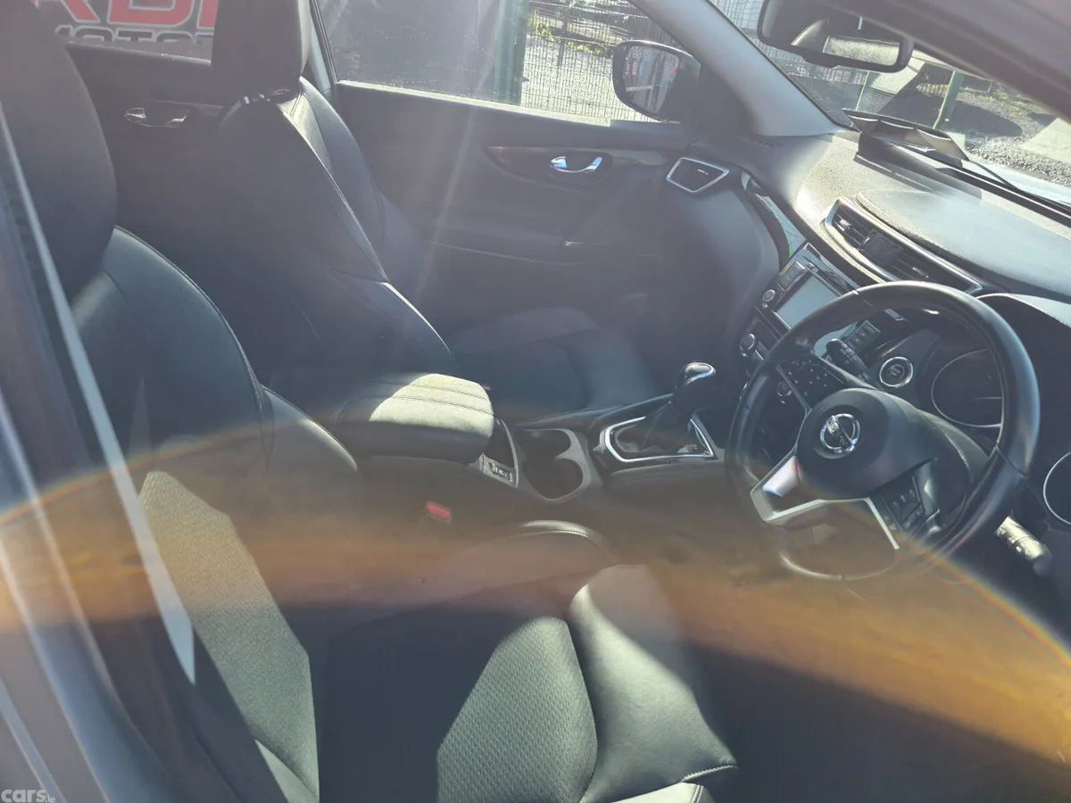 Nissan Qashqai MPV, Diesel, 2020, Grey