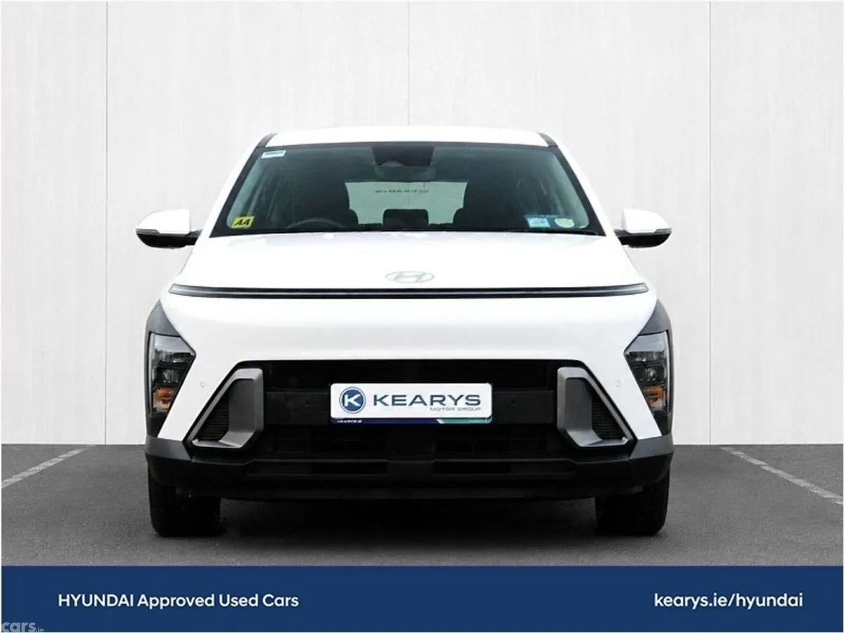 Hyundai KONA MPV, Petrol Hybrid, 2024, White