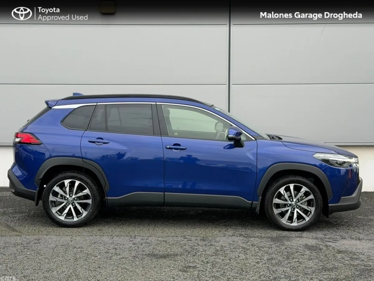 Toyota Corolla Cross Hatchback, Petrol Hybrid, 2025, Blue