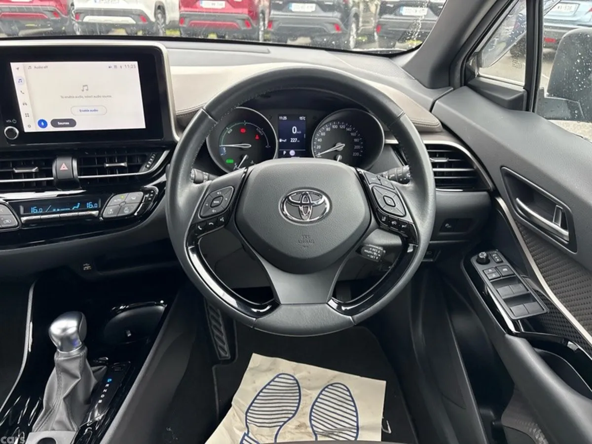 Toyota C-HR SUV, Petrol Hybrid, 2022, Black