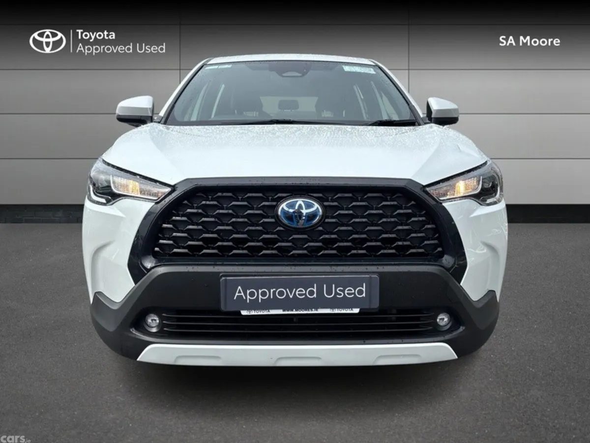 Toyota Corolla Cross SUV, Petrol Hybrid, 2023, White