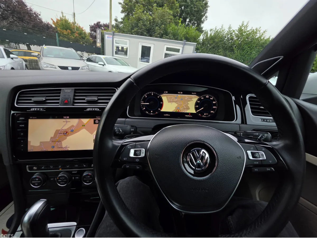 Volkswagen Golf Hatchback, Diesel, 2019, White