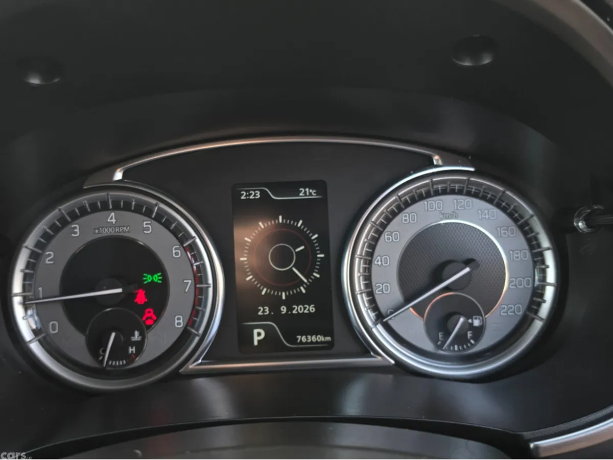 Suzuki Vitara SUV, Petrol, 2021, Gold