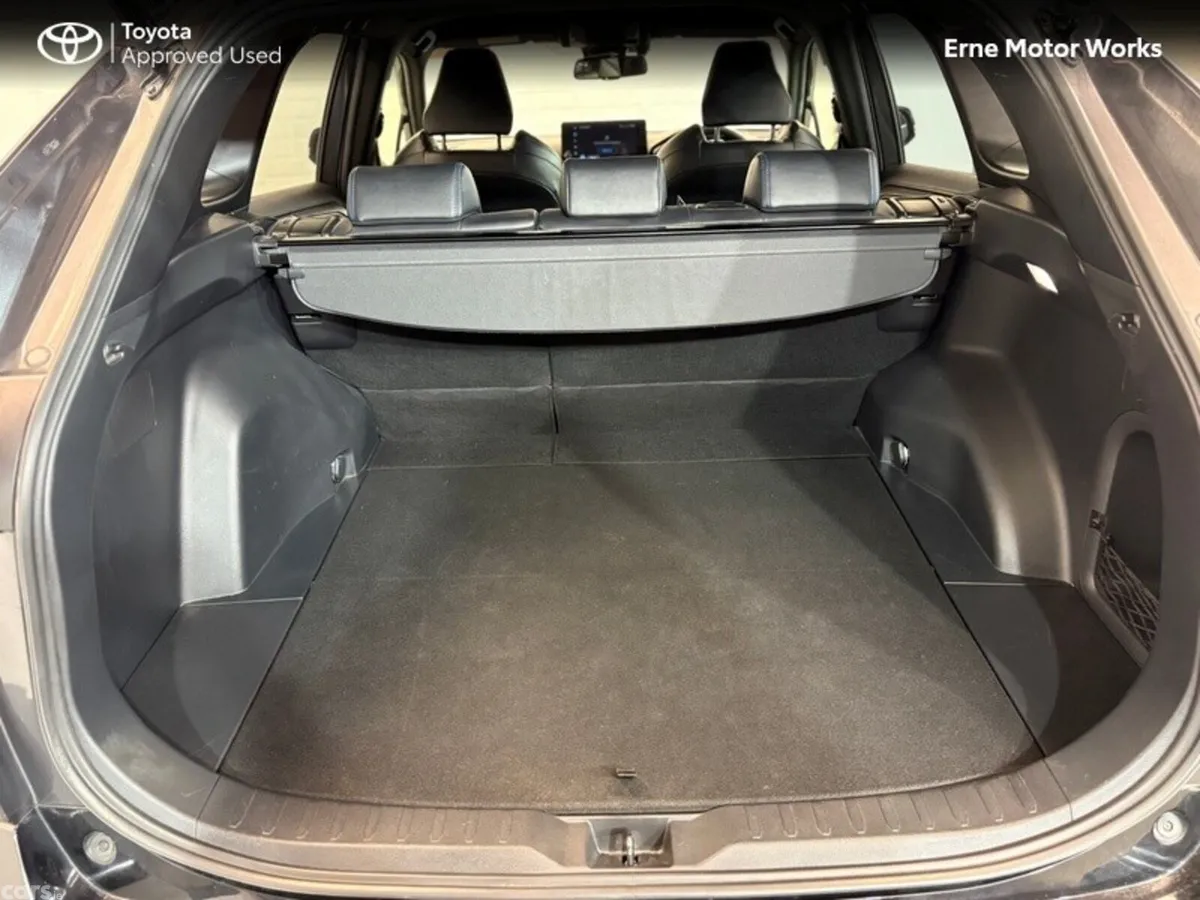 Toyota RAV4 SUV, Petrol Hybrid, 2023, Grey