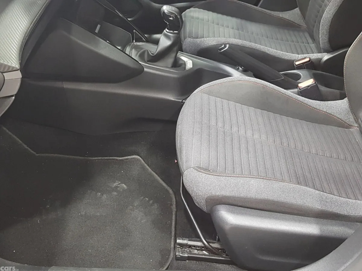 Peugeot 208 Hatchback, Petrol, 2021, Red