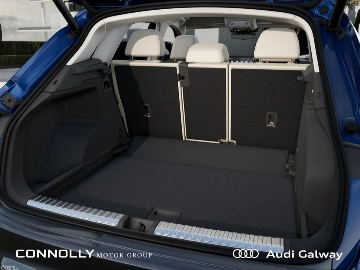 Audi Q3 SUV, Petrol Plug-in Hybrid, 2027, Blue