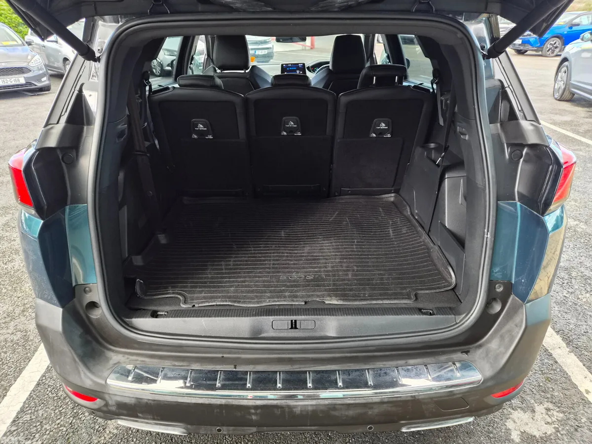 Peugeot 5008 MPV, Diesel, 2018, Blue