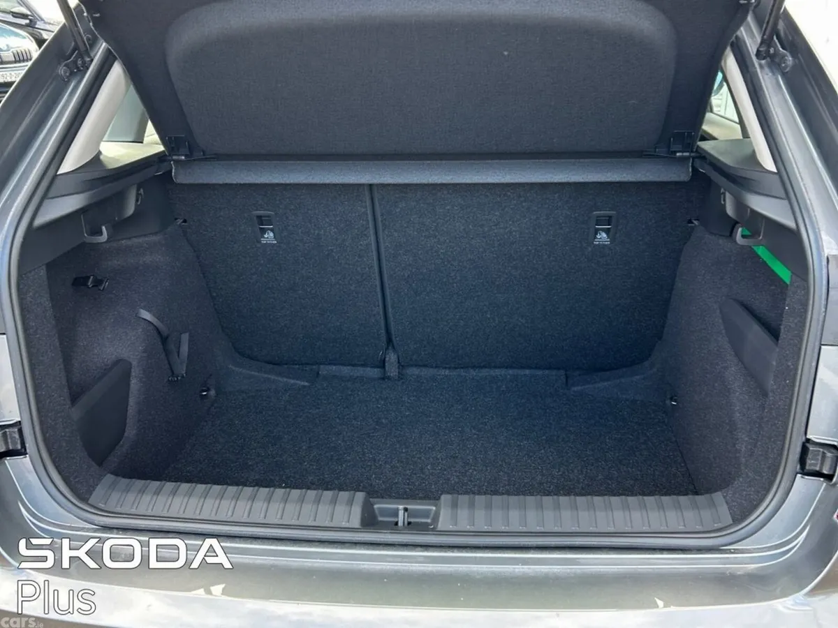 Skoda Kamiq SUV, Petrol, 2026, Grey