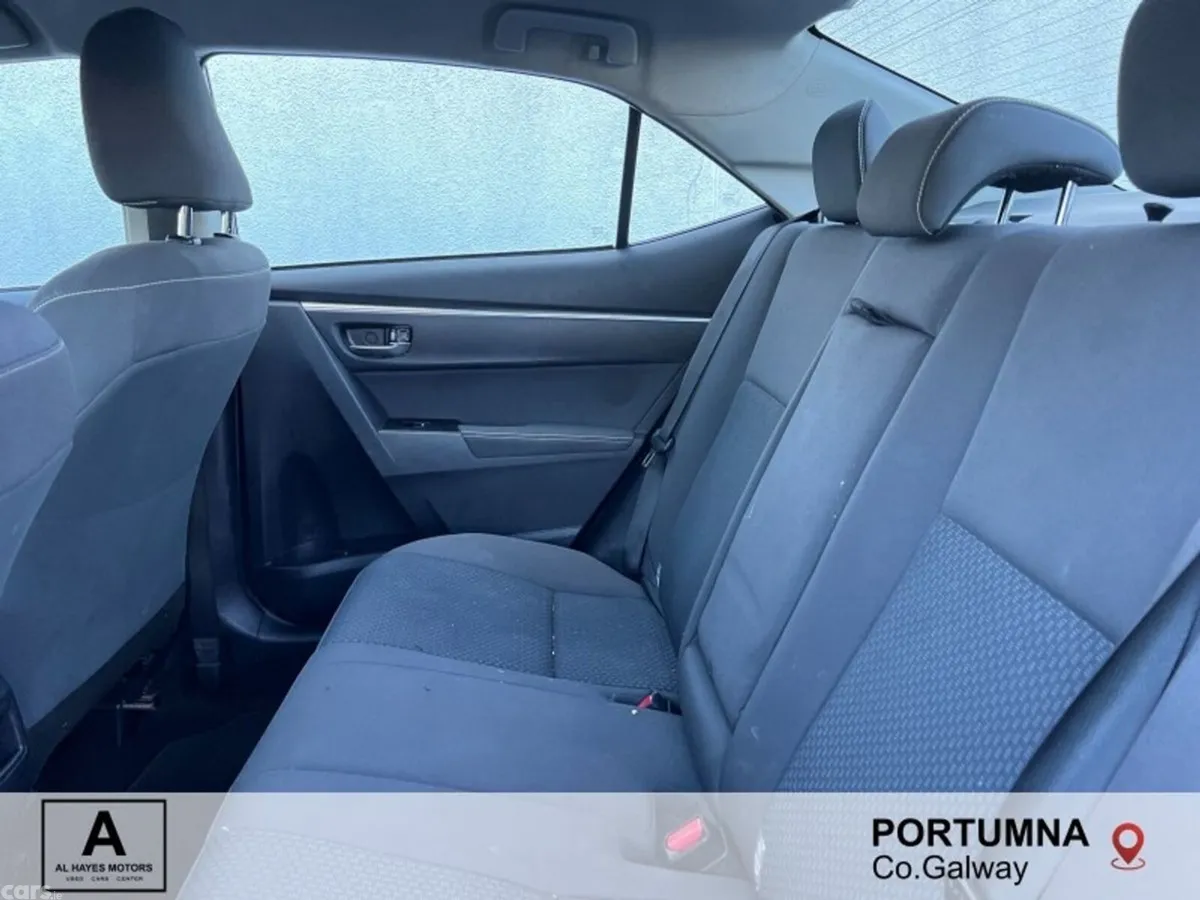 Toyota Corolla Saloon, Diesel, 2018, Red