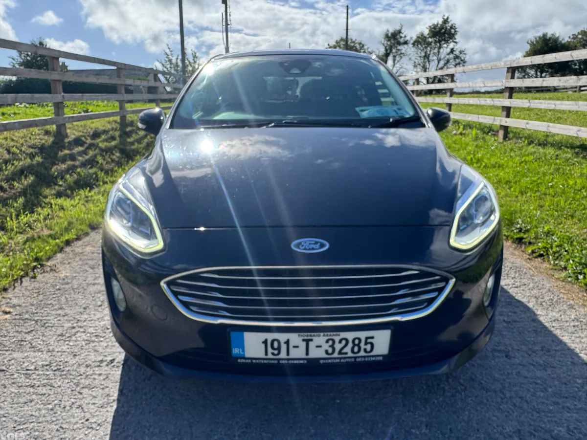 Ford Fiesta Hatchback, Diesel, 2019, Black