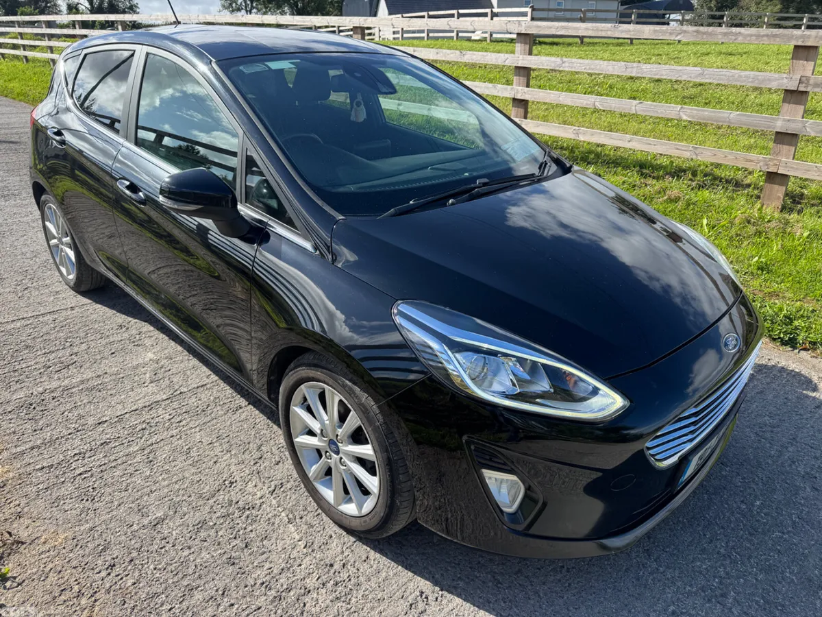 Ford Fiesta Hatchback, Diesel, 2019, Black