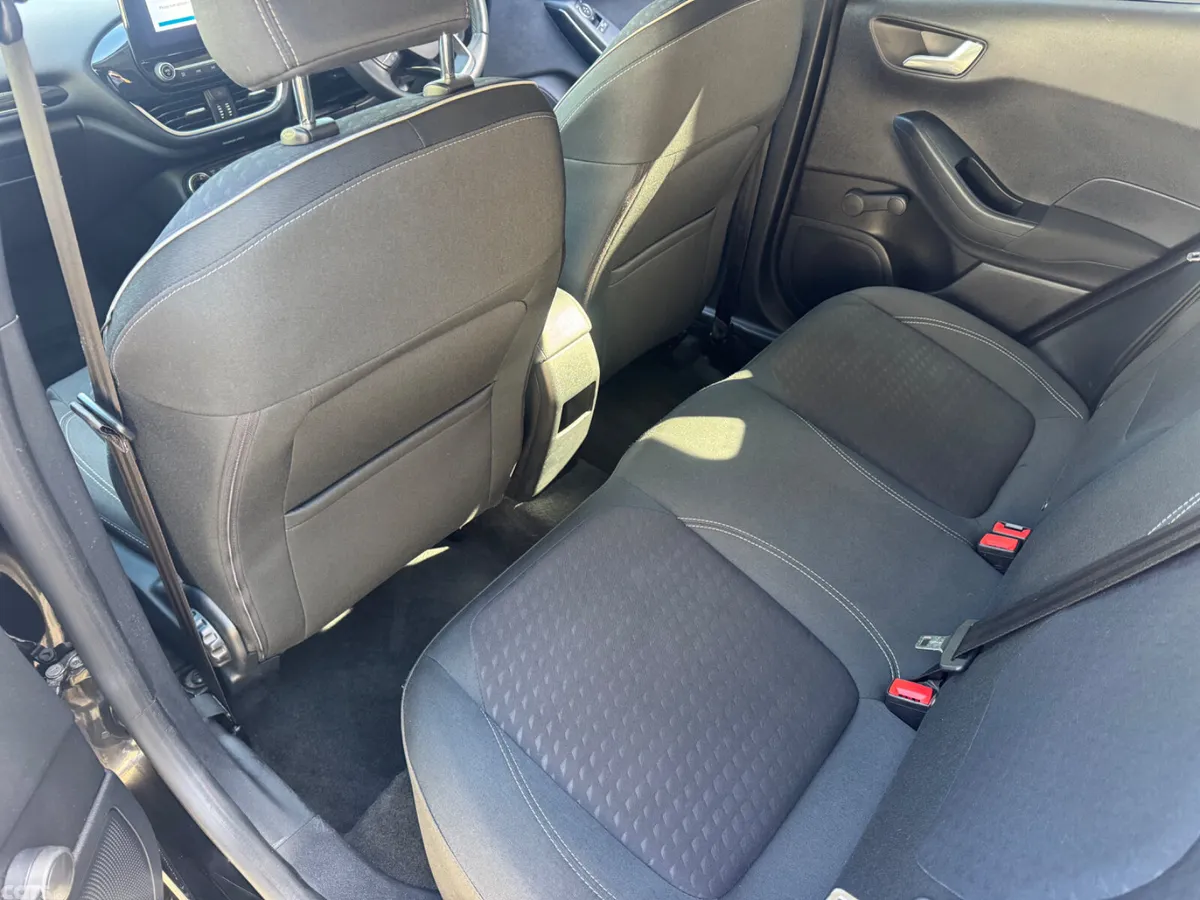 Ford Fiesta Hatchback, Diesel, 2019, Black