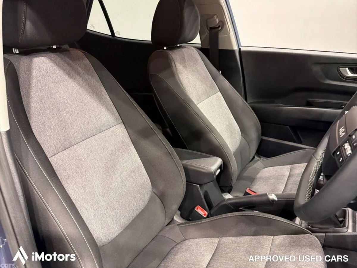 Kia Stonic SUV, Petrol Hybrid, 2026, Blue