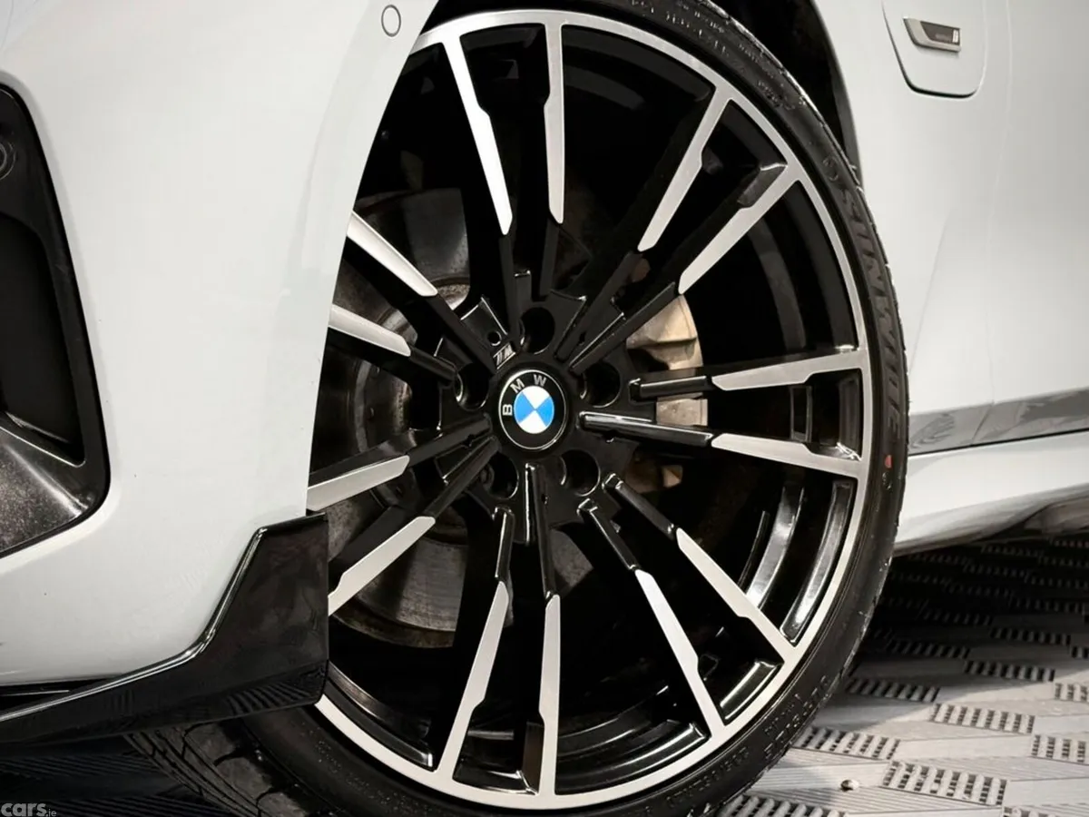 BMW 3-Series Saloon, Petrol Hybrid, 2023, Grey