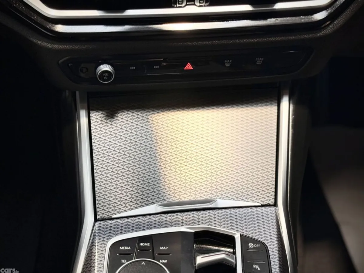 BMW 3-Series Saloon, Petrol Hybrid, 2023, Grey