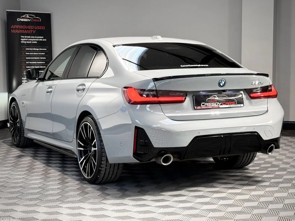 BMW 3-Series Saloon, Petrol Hybrid, 2023, Grey