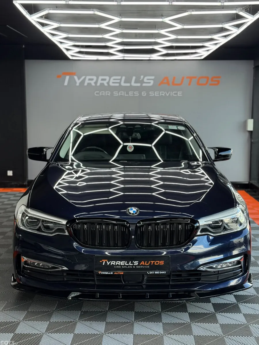 BMW 5-Series Saloon, Diesel, 2018, Blue