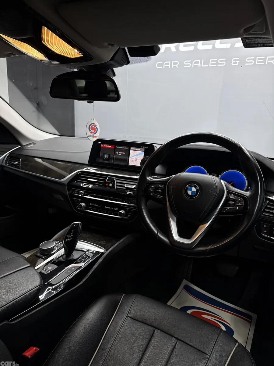 BMW 5-Series Saloon, Diesel, 2018, Blue
