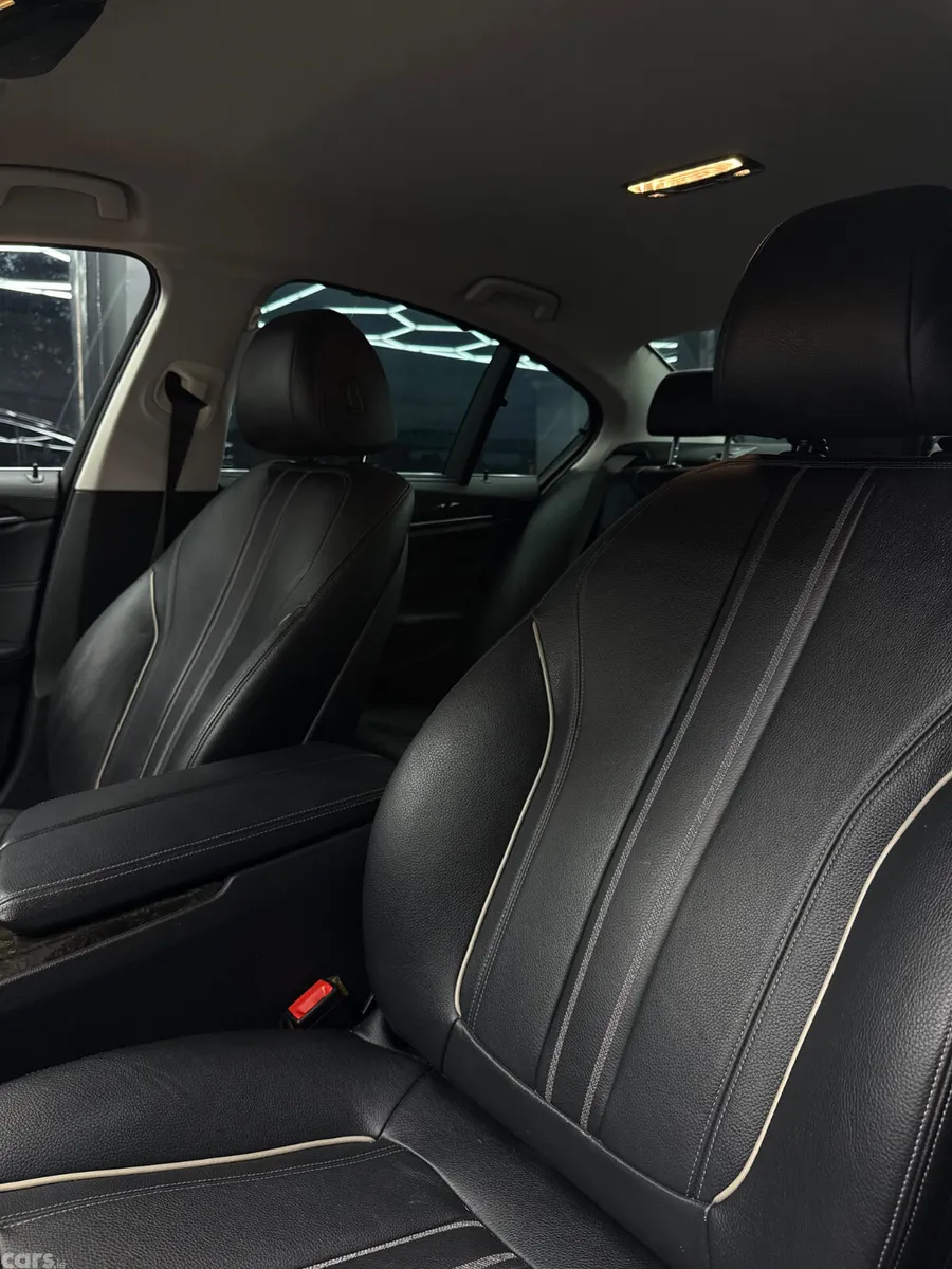 BMW 5-Series Saloon, Diesel, 2018, Blue