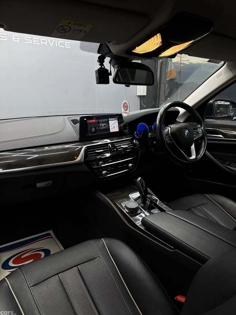 BMW 5-Series Saloon, Diesel, 2018, Blue