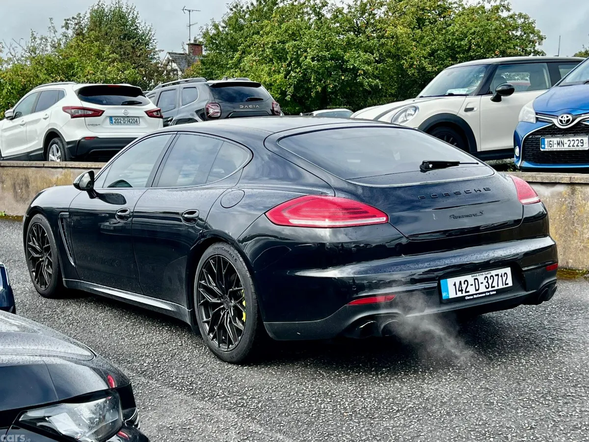 Porsche Panamera Hatchback, Petrol Plug-in Hybrid, 2014, Black