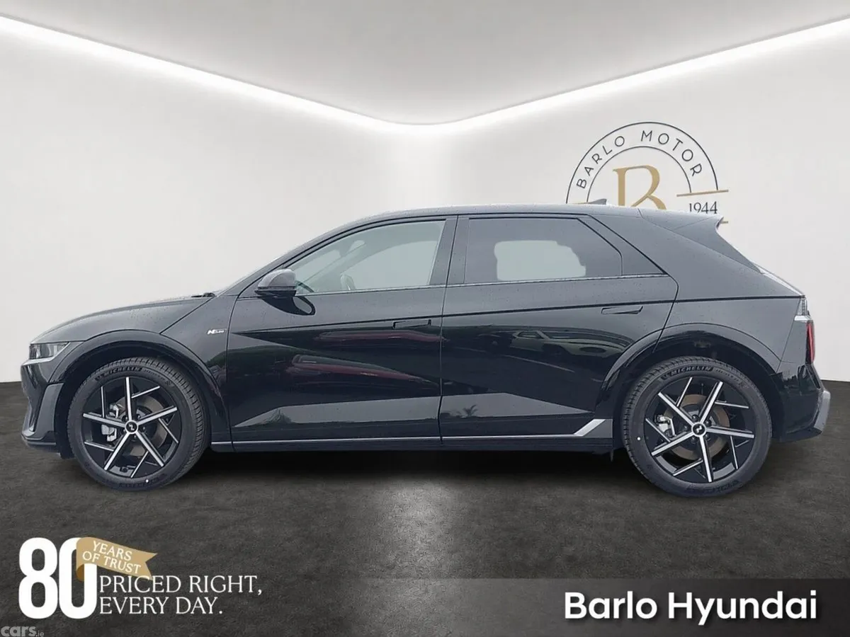 Hyundai IONIQ 5 MPV, Electric, 2026, Black