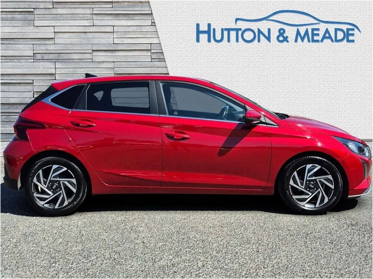 Hyundai i20 Hatchback, Petrol, 2024, Red