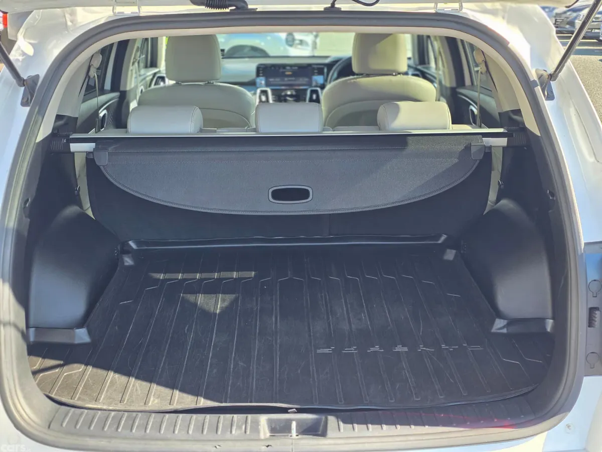 Kia Sorento SUV, Diesel, 2023, White