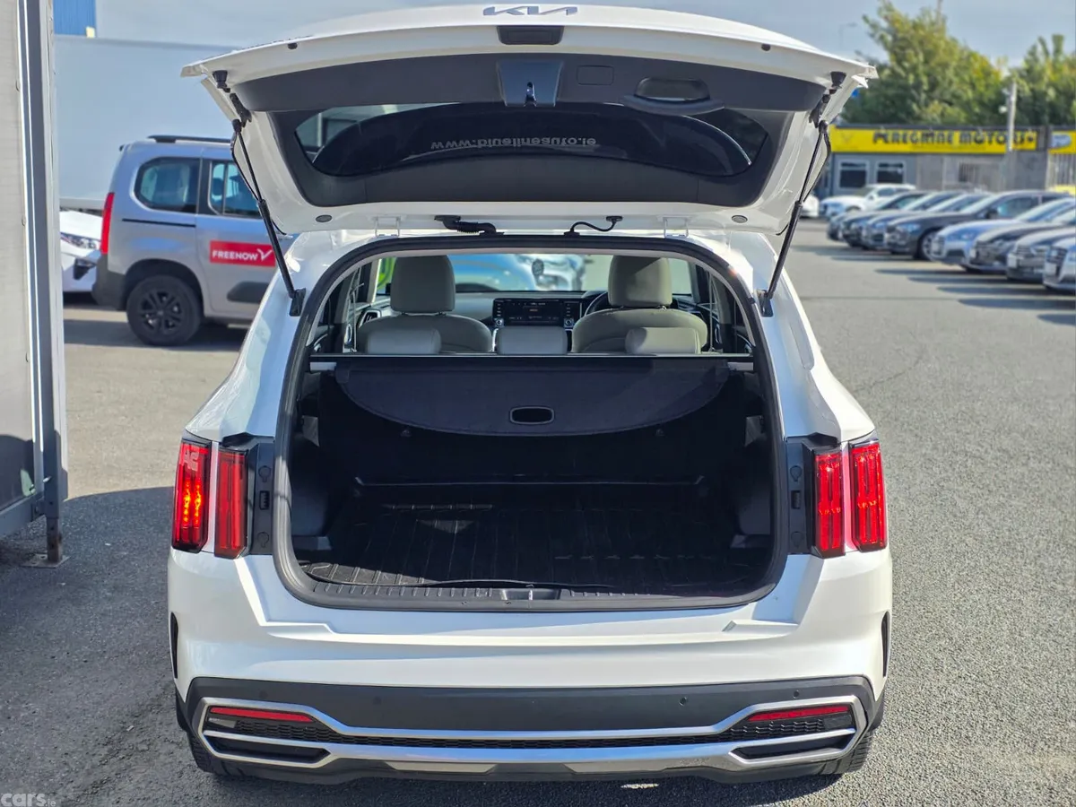 Kia Sorento SUV, Diesel, 2023, White