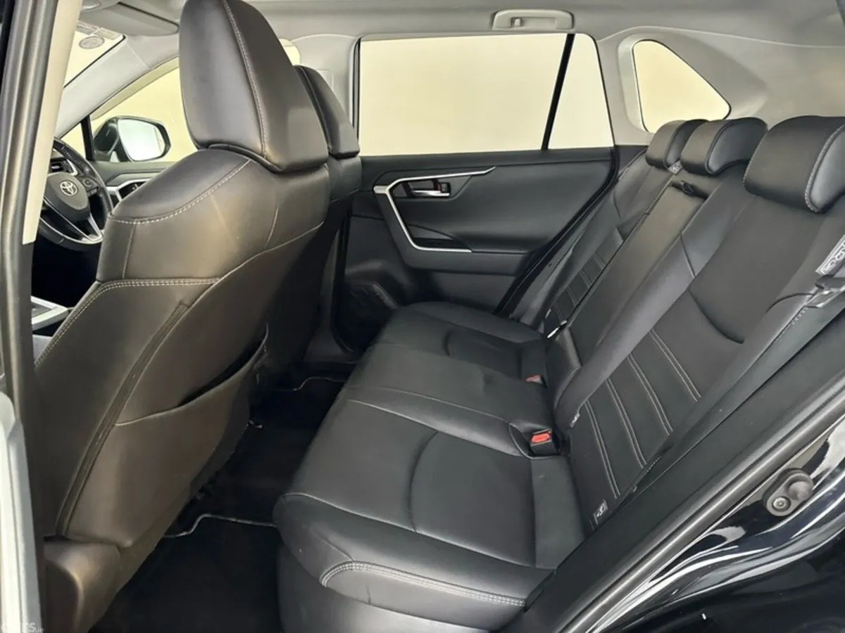 Toyota RAV4 SUV, Petrol Hybrid, 2024, Black