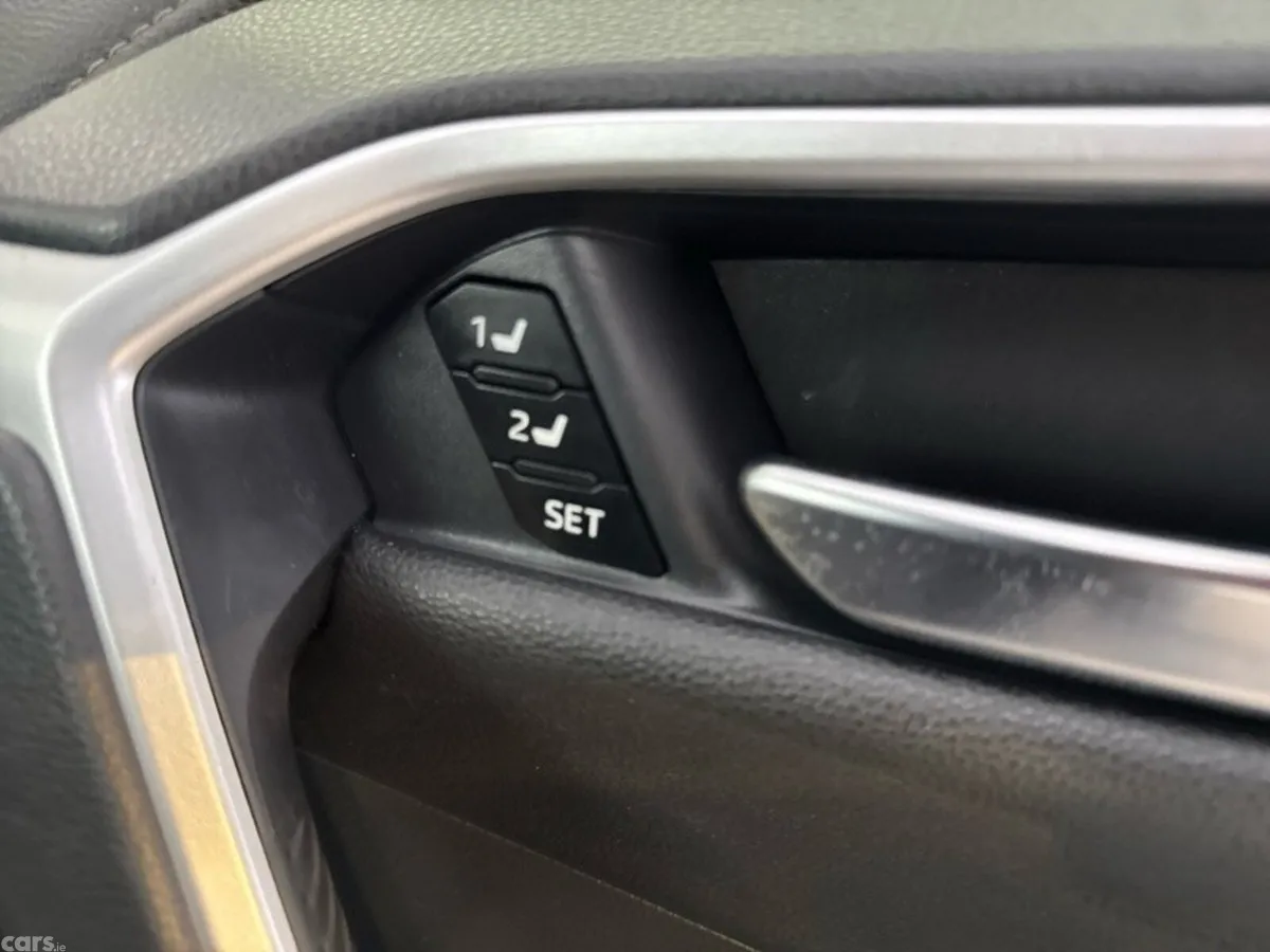 Toyota RAV4 SUV, Petrol Hybrid, 2024, Black