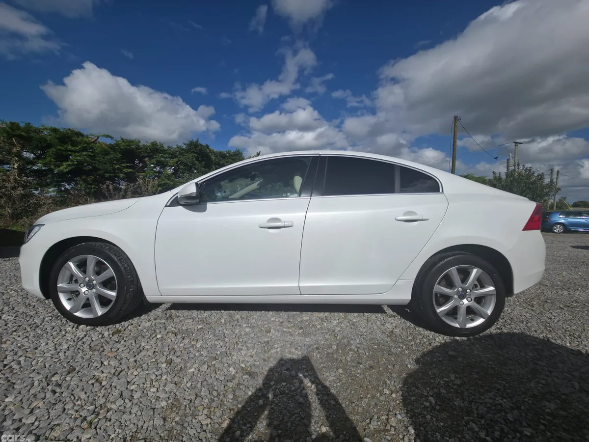 Volvo S60 Saloon, Diesel, 2016, White