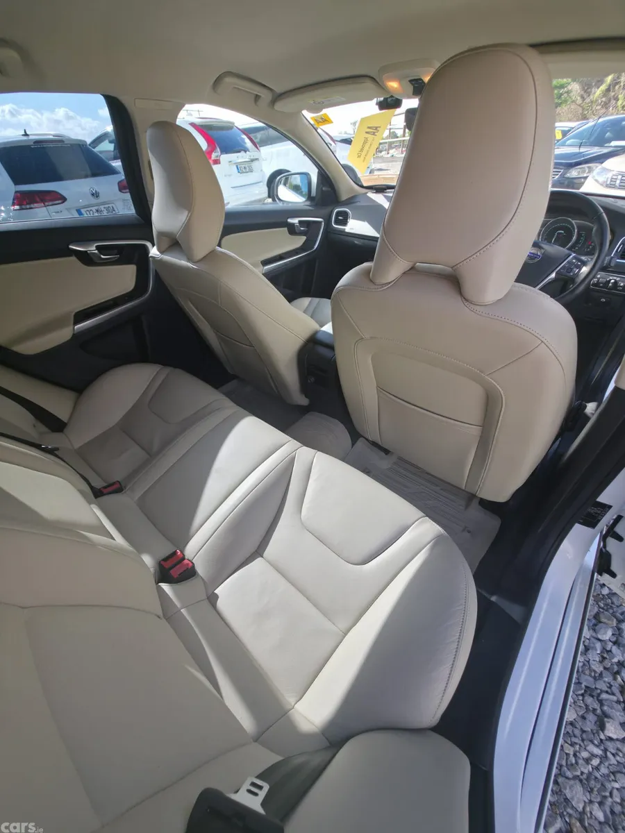 Volvo S60 Saloon, Diesel, 2016, White