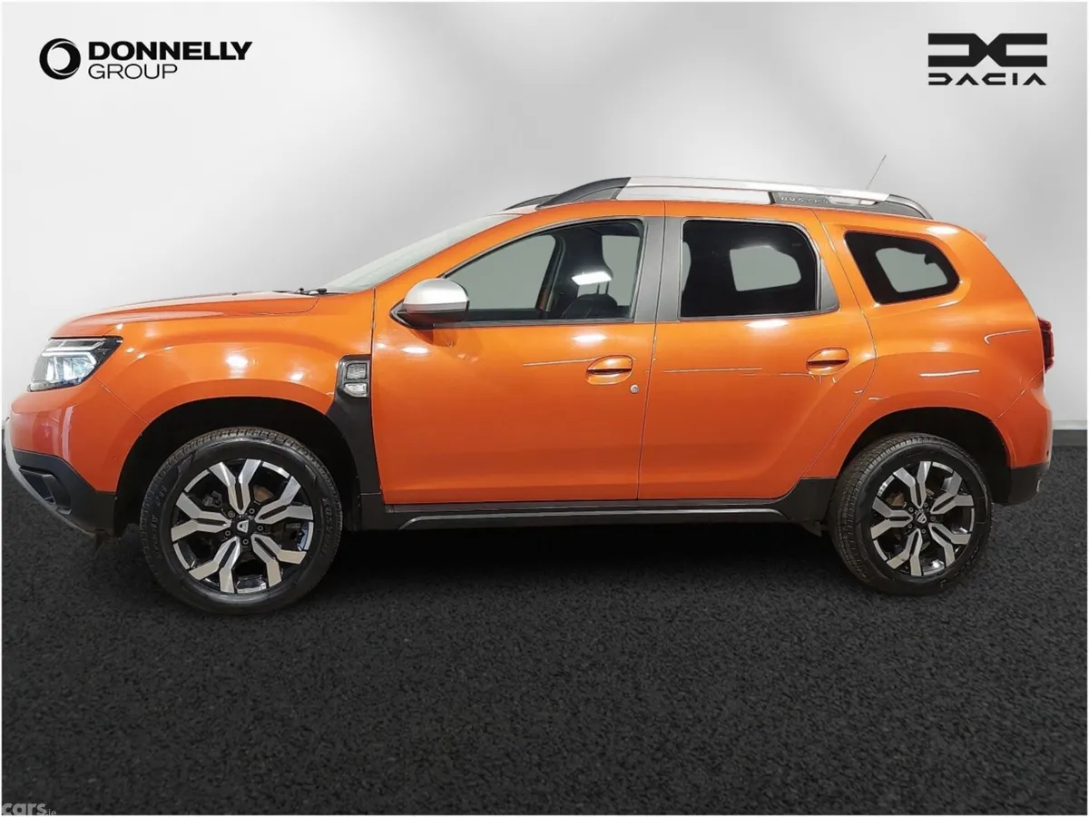 Dacia Duster Estate, Petrol, 2023, Orange