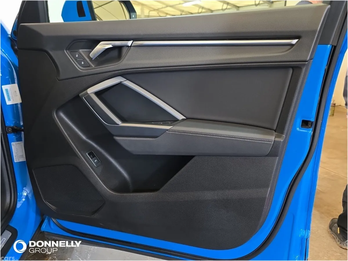 Audi Q3 SUV, Diesel, 2019, Blue